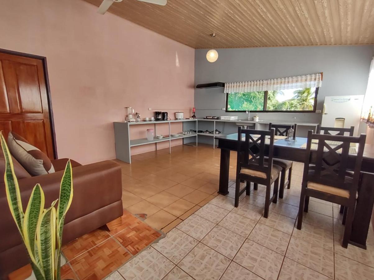 Puerto Jiménez The Corner Airbnb المظهر الخارجي الصورة