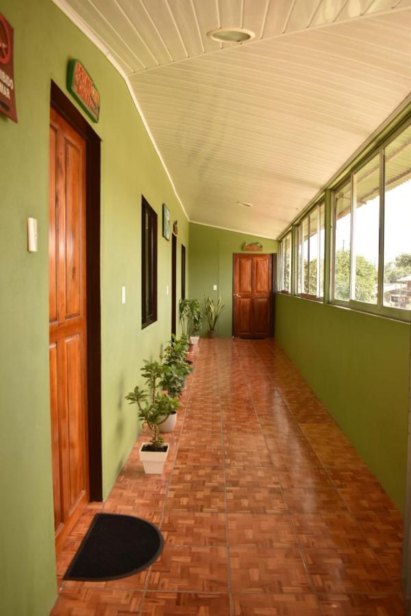 Puerto Jiménez The Corner Airbnb المظهر الخارجي الصورة